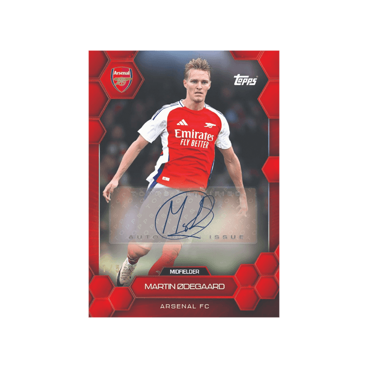 Arsenal FC 2024/25 fan set card featuring Martin Ødegaard, midfielder, with autograph and team colors.